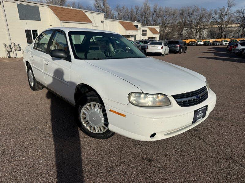 2004 Chevrolet Classic FWD