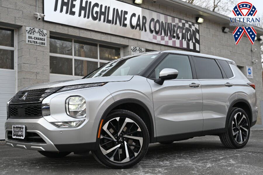 2023 Mitsubishi Outlander SE FWD