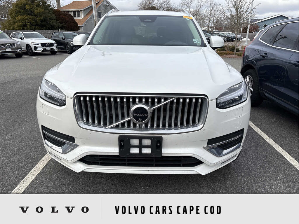 2024 Volvo XC90 B6 Plus Bright Theme 6-Passenger AWD