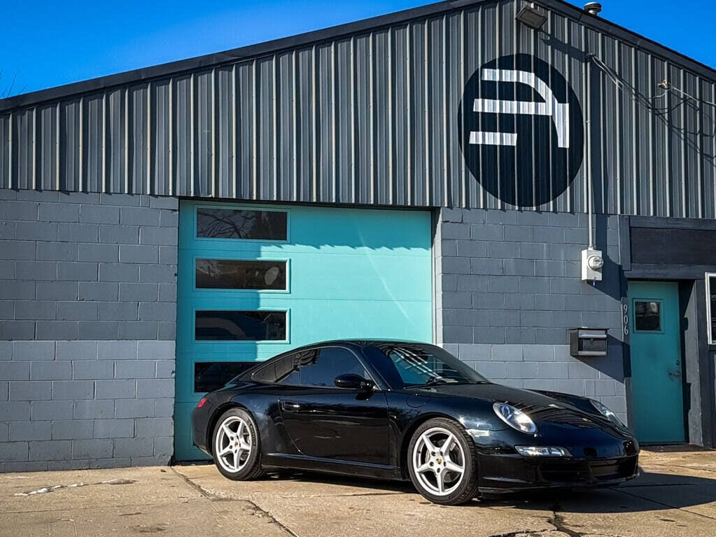 2005 Porsche 911 Carrera Coupe RWD