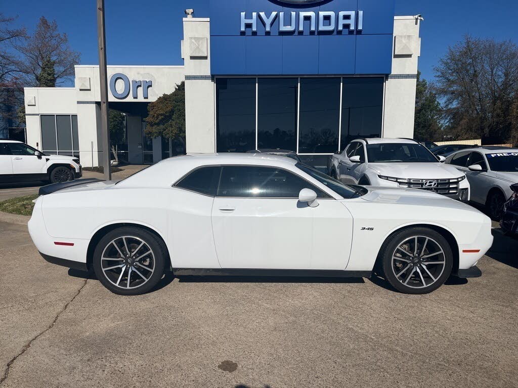 2023 Dodge Challenger R/T RWD
