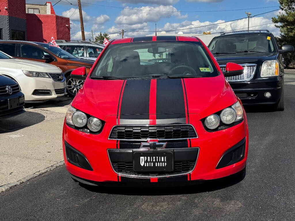 2014 Chevrolet Sonic LT Hatchback FWD