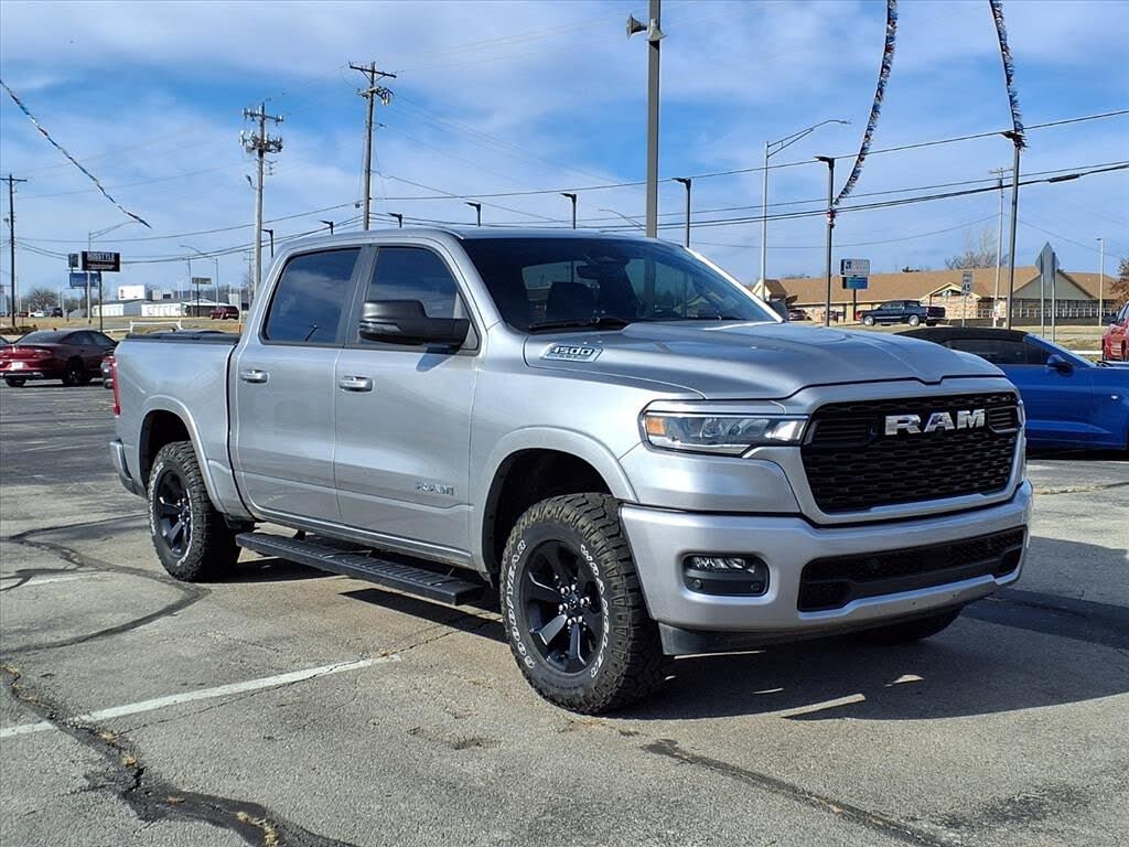 2025 RAM 1500 Big Horn Crew Cab 4WD