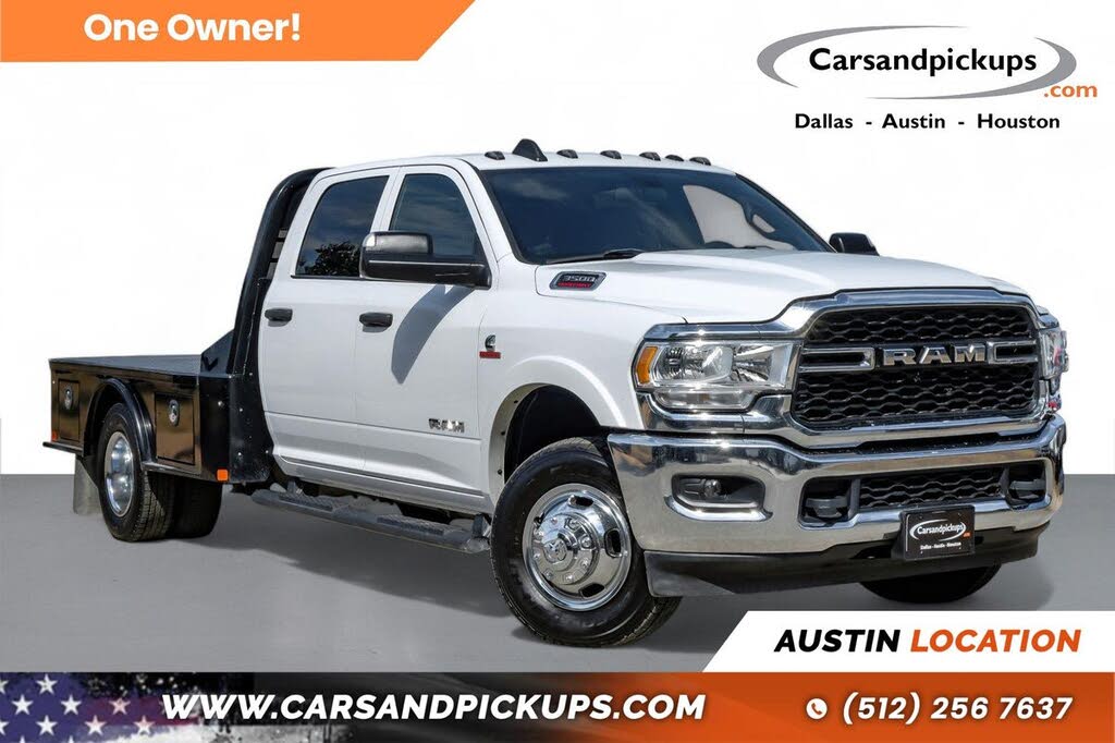 2022 RAM 3500 Chassis Tradesman Crew Cab DRW 4WD