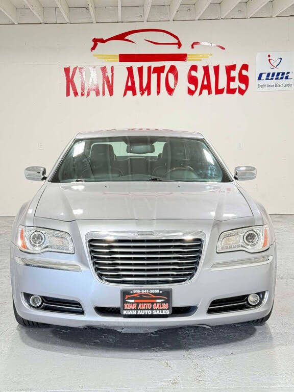 2013 Chrysler 300 C RWD