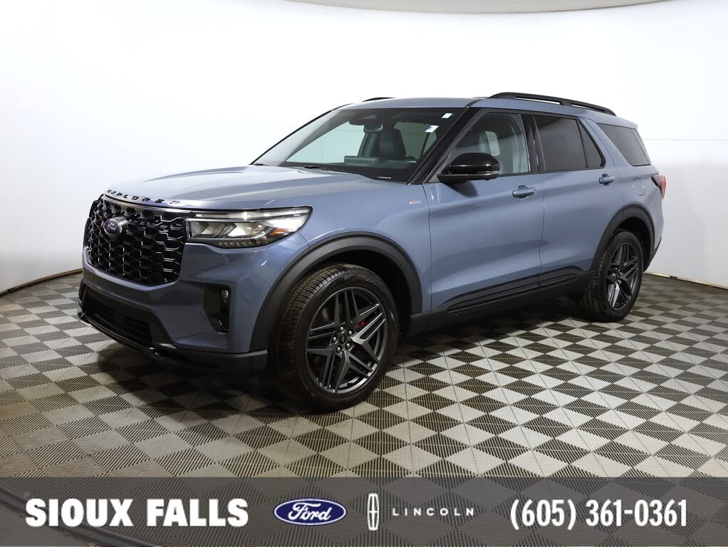 2025 Ford Explorer ST-Line AWD