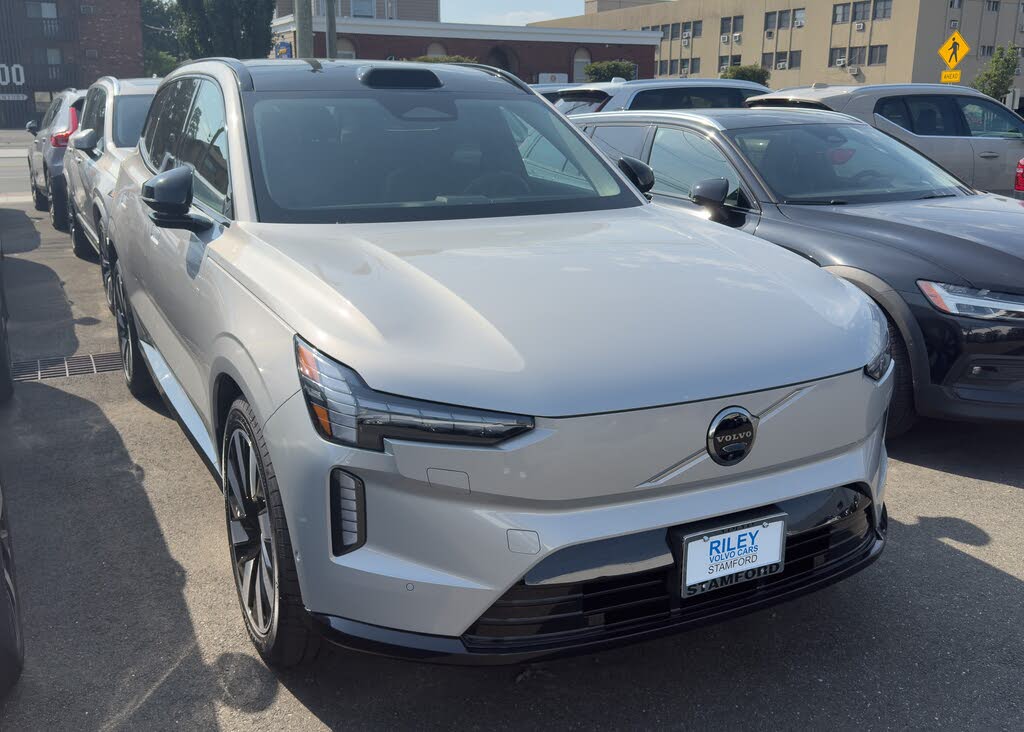 2025 Volvo EX90 Twin Ultra 7-Passenger eAWD