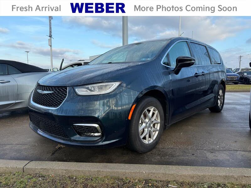 2024 Chrysler Pacifica Touring L FWD