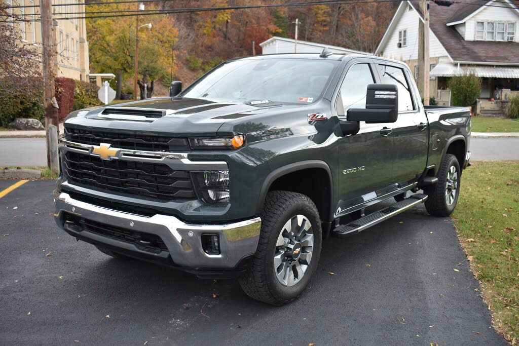 2026 Chevrolet Silverado 2500HD LT Crew Cab 4WD