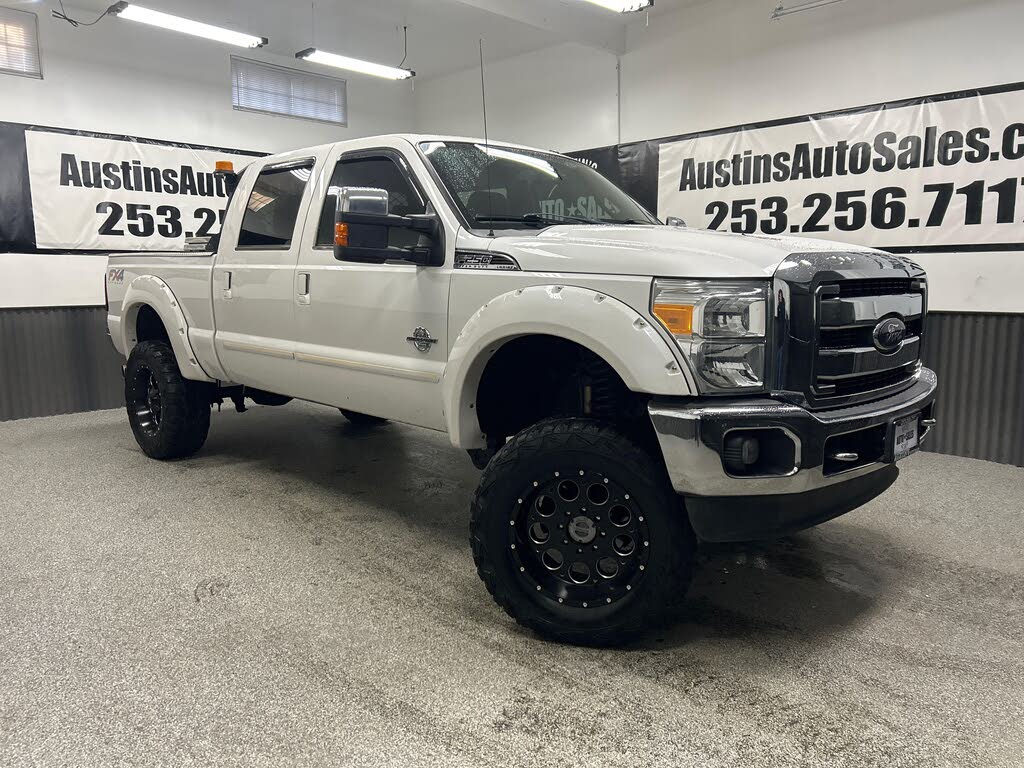 2012 Ford F-250 Super Duty Lariat Crew Cab 4WD