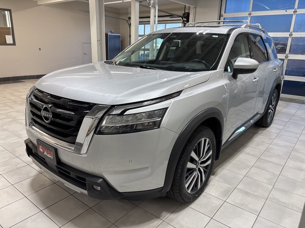 2022 Nissan Pathfinder Platinum 4WD