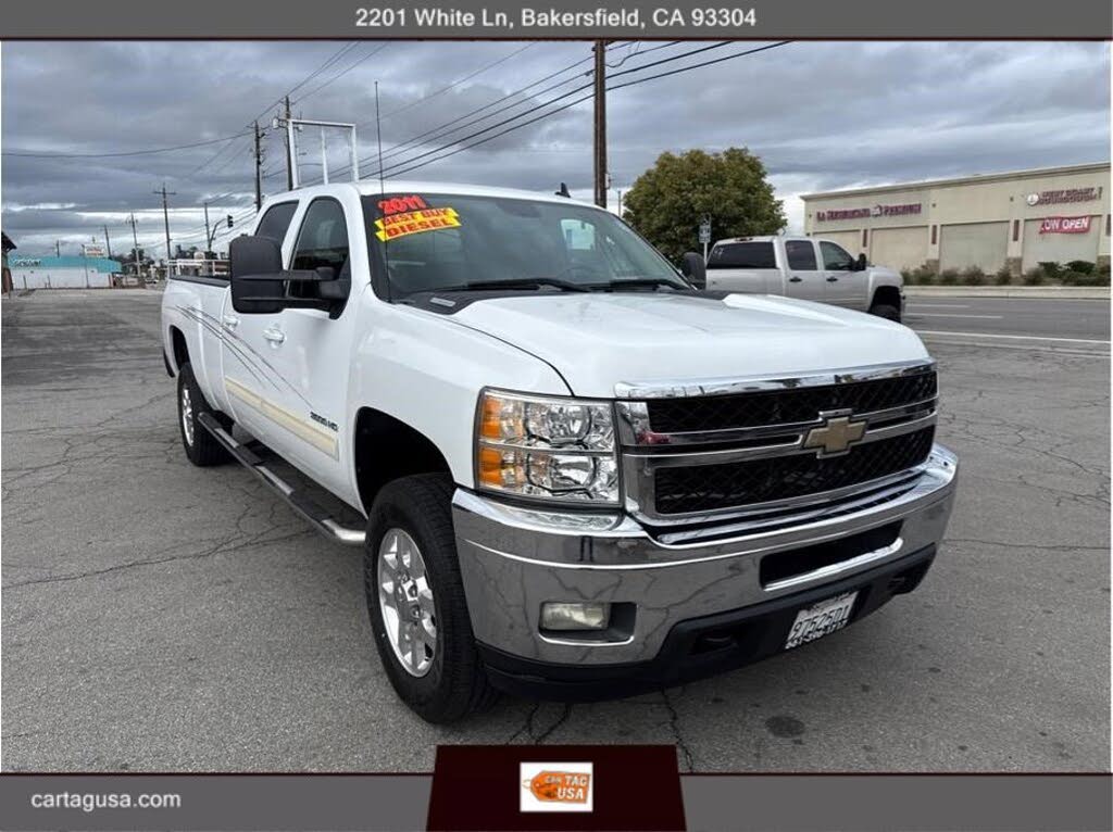 2011 Chevrolet Silverado 3500HD LTZ Crew Cab 4WD