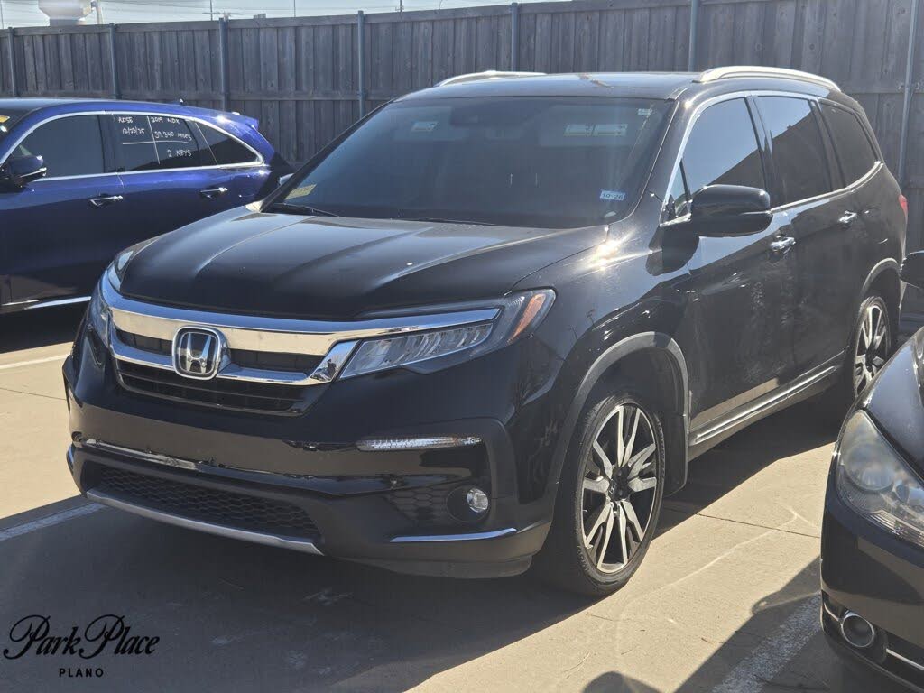 2022 Honda Pilot Touring FWD