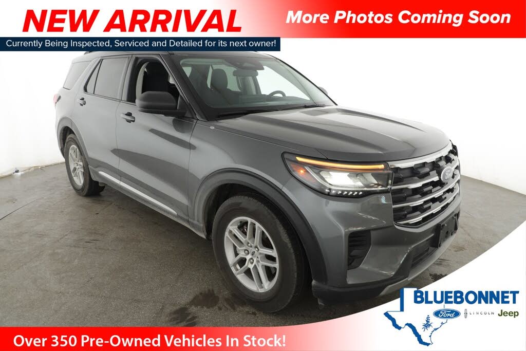 2025 Ford Explorer Active RWD