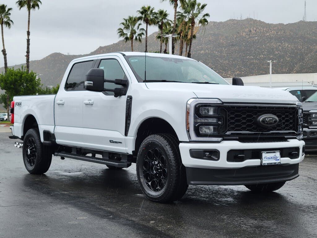 2026 Ford F-250 Super Duty XLT Crew Cab 4WD