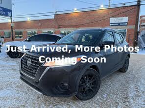 Nissan Kicks SV FWD