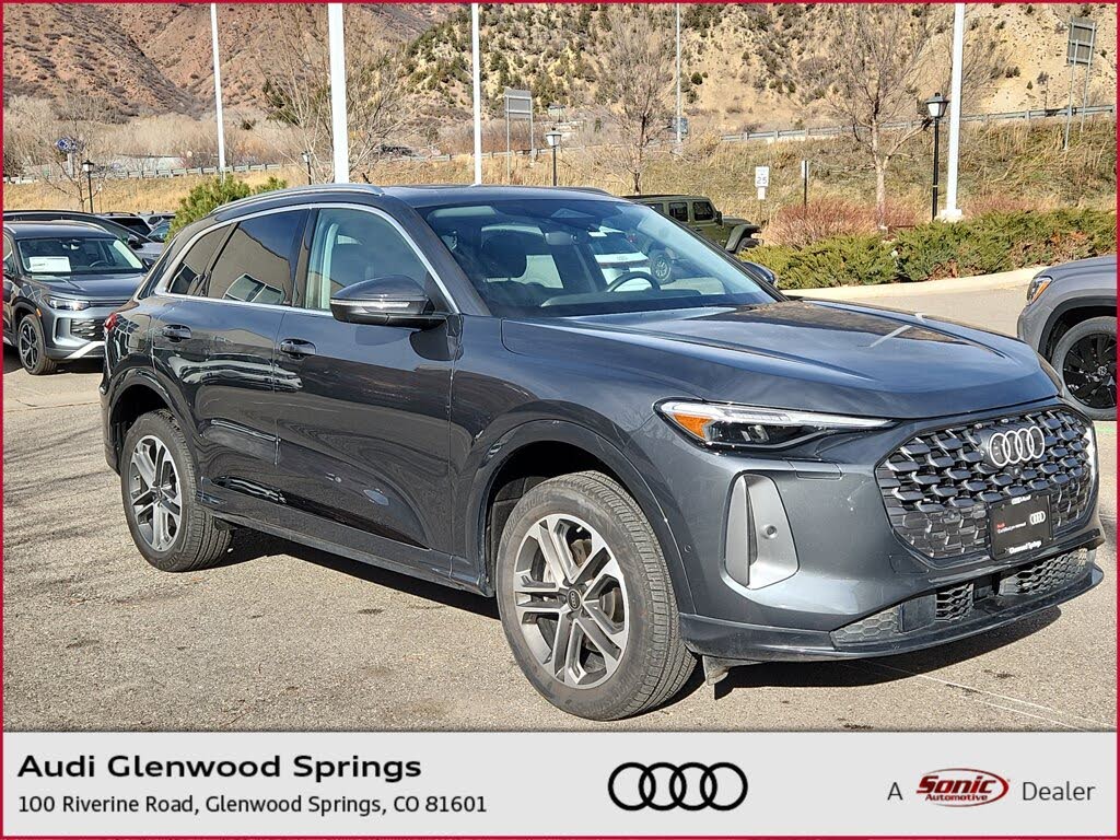 2025 Audi Q5 quattro Premium Plus 40 TFSI