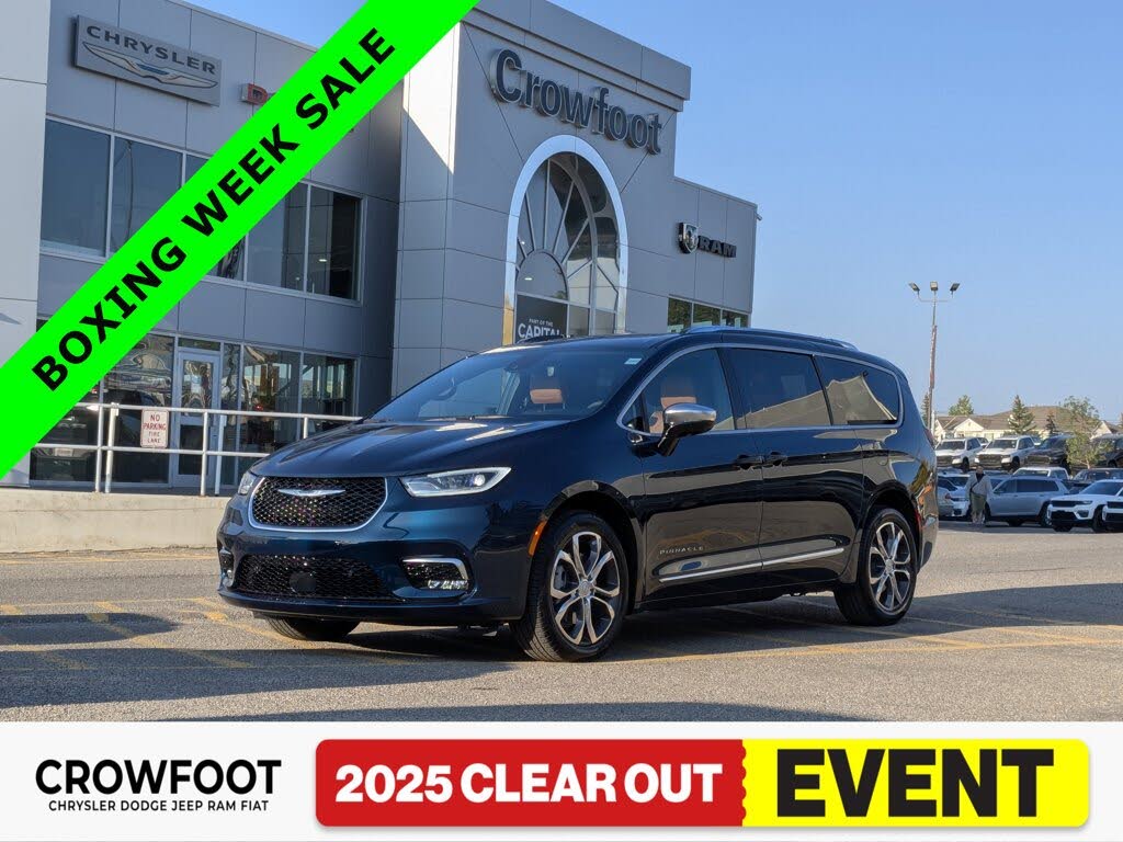 2025 Chrysler Pacifica Pinnacle AWD