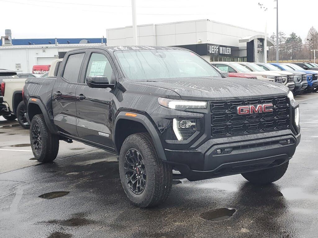 2026 GMC Canyon Elevation Crew Cab 4WD