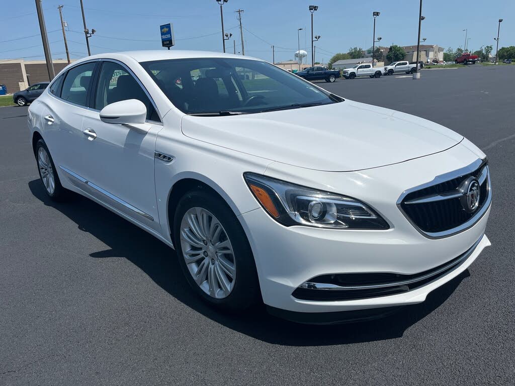 2018 Buick LaCrosse Essence FWD