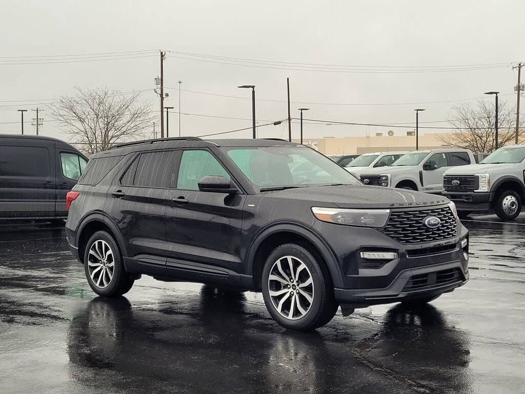 2023 Ford Explorer ST-Line AWD