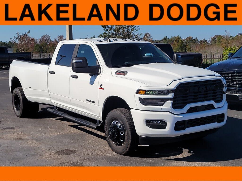 2026 RAM 3500 Big Horn Crew Cab LB DRW 4WD