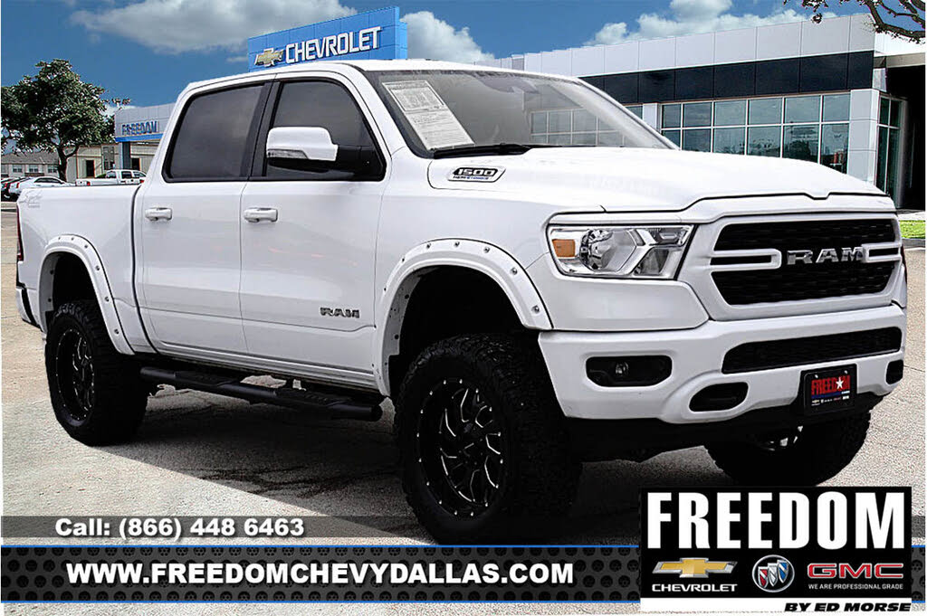 2022 RAM 1500 Big Horn Crew Cab 4WD