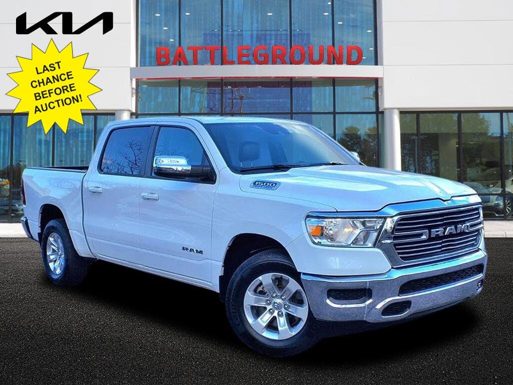 2024 RAM 1500 Laramie Crew Cab 4WD