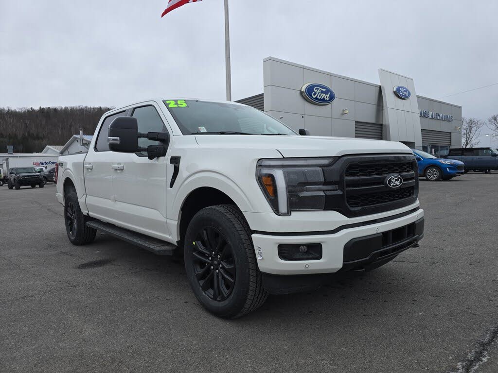 2025 Ford F-150 Lariat SuperCrew 4WD