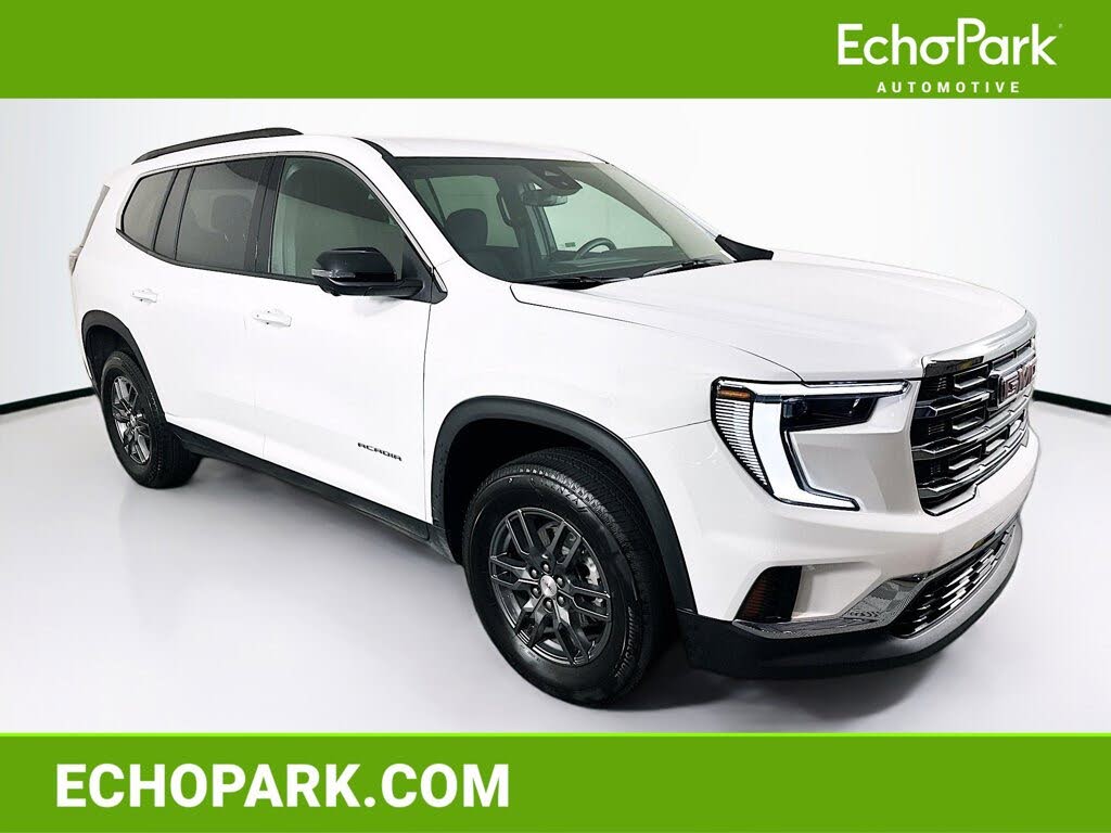 2025 GMC Acadia Elevation FWD