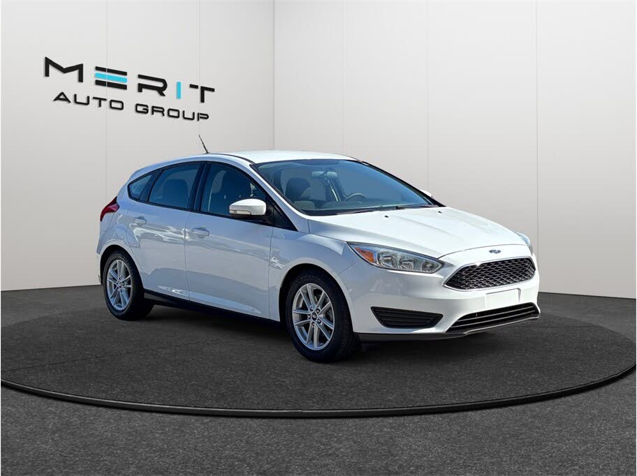 2016 Ford Focus SE Hatchback