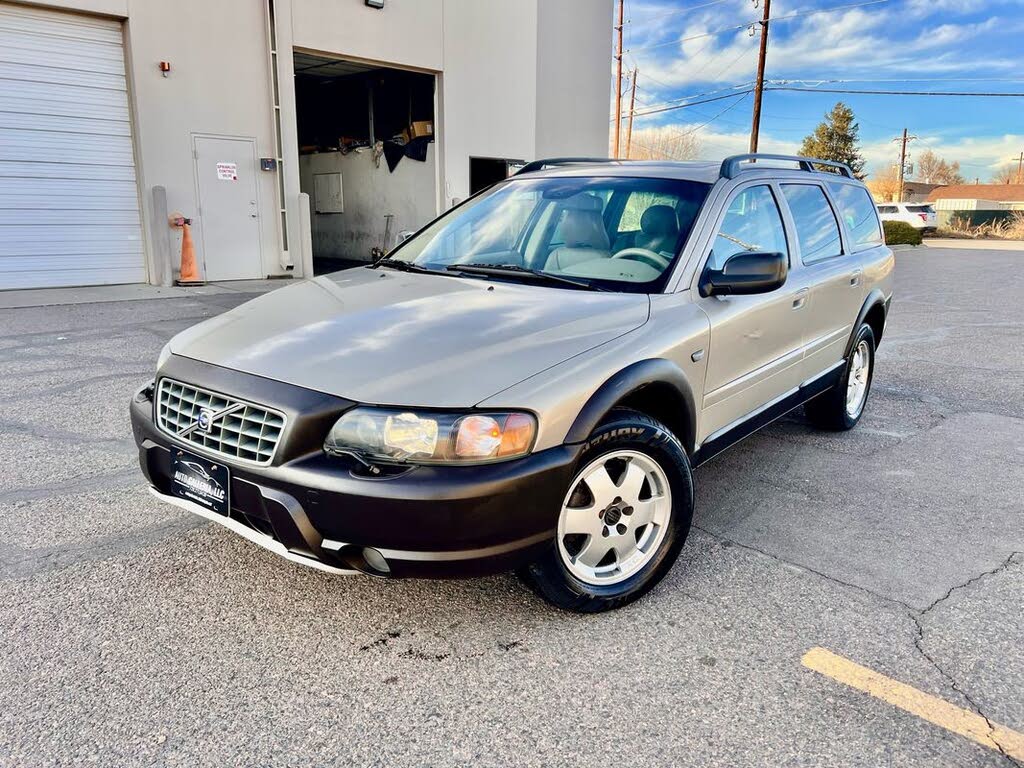 2004 Volvo XC70 Cross Country