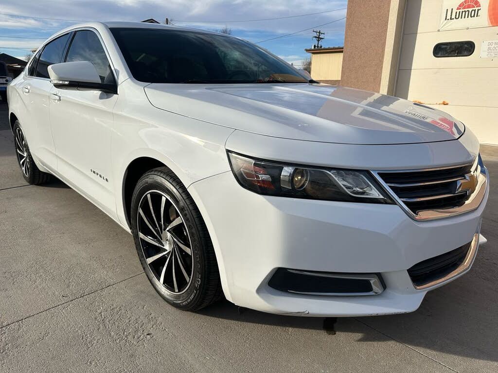 2017 Chevrolet Impala LT FWD