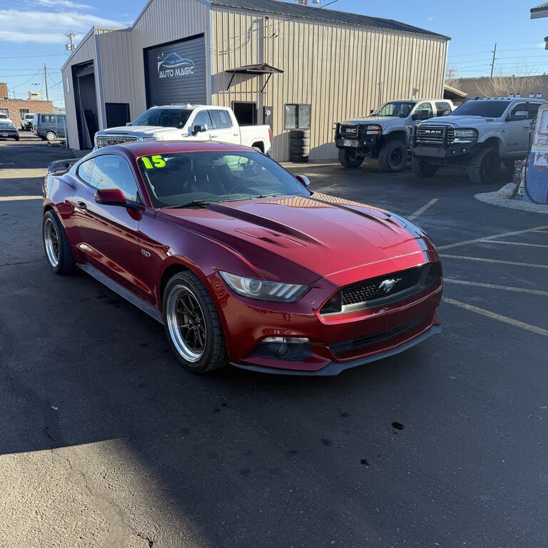 2015 Ford Mustang GT Premium Coupe RWD