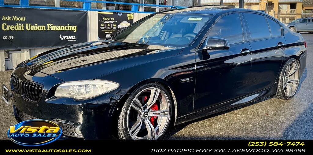 2011 BMW 5 Series 550i xDrive Sedan AWD