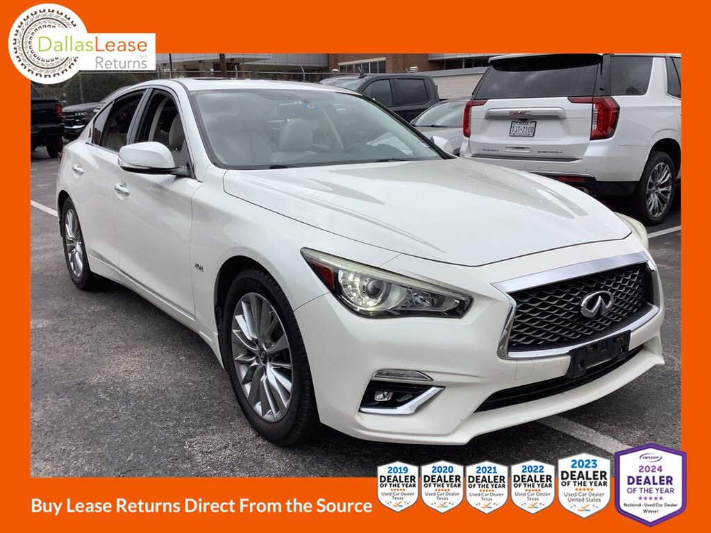 2018 INFINITI Q50 2.0t Luxe RWD