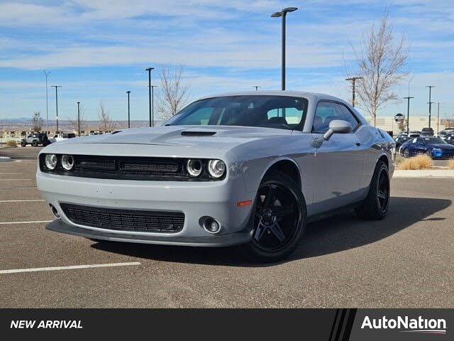 2021 Dodge Challenger SXT RWD
