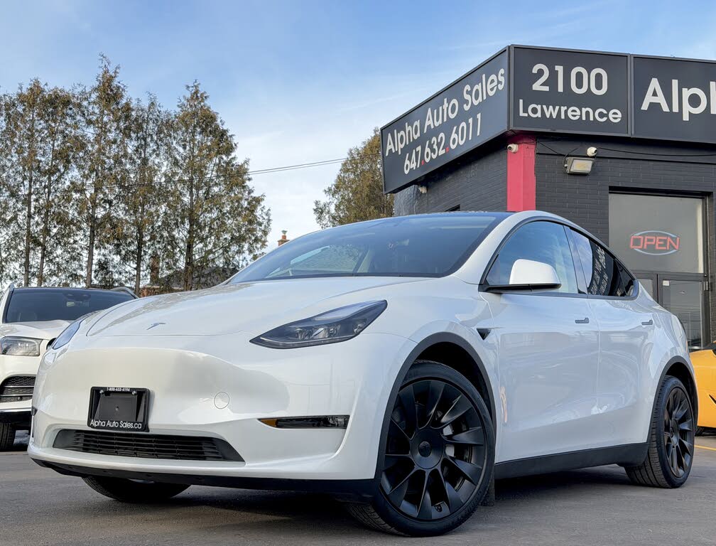 2025 Tesla Model Y Long Range AWD