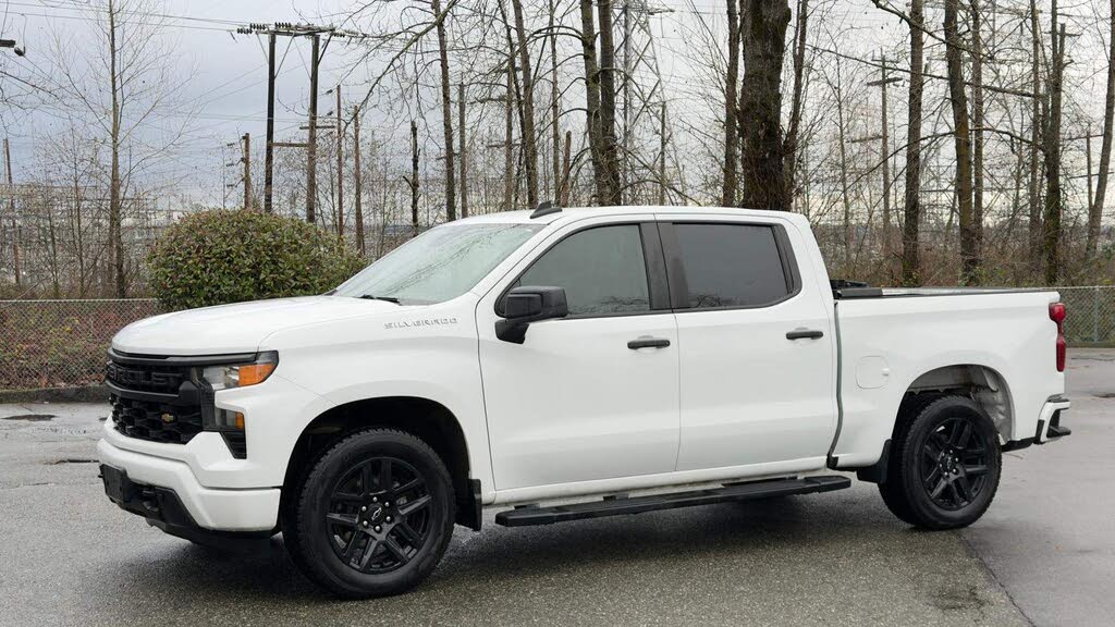 2022 Chevrolet Silverado 1500 Custom Crew Cab 4WD