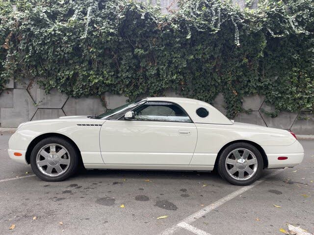 2002 Ford Thunderbird Premium RWD