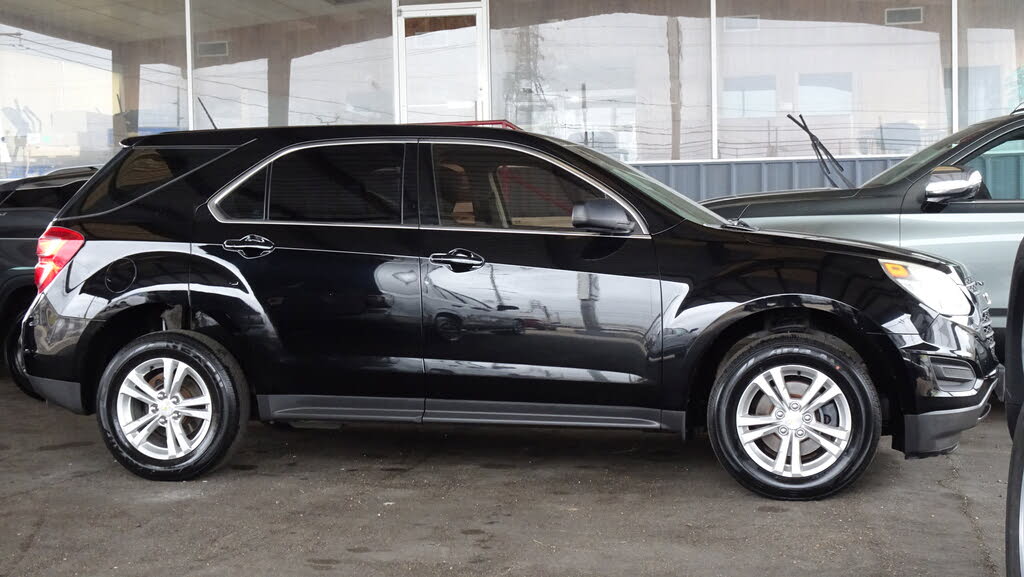 2017 Chevrolet Equinox LS FWD