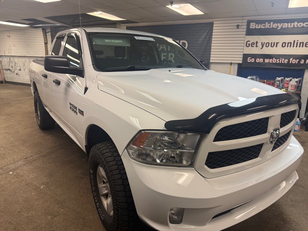 2017 RAM 1500 Express Quad Cab 4WD