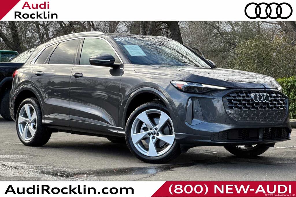 2025 Audi Q5 quattro Premium Plus 40 TFSI