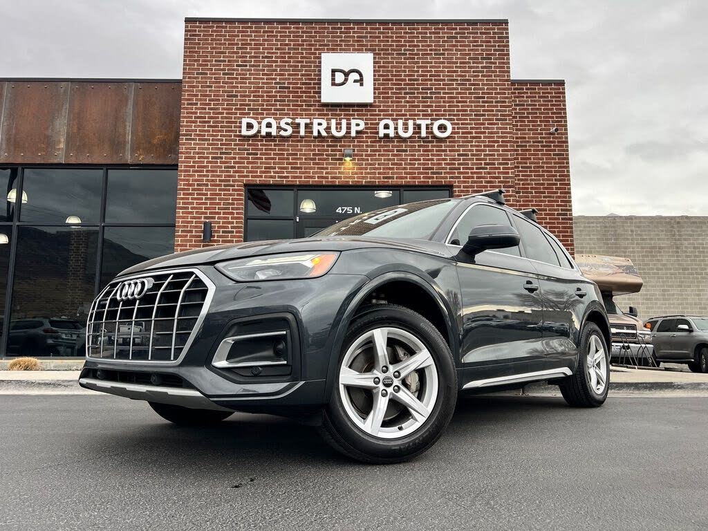 2023 Audi Q5 quattro Premium 40 TFSI