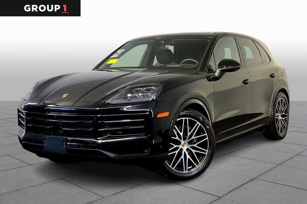 2025 Porsche Cayenne AWD