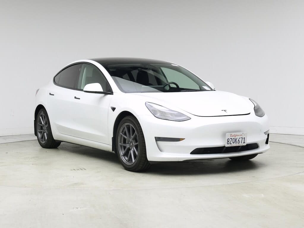 2022 Tesla Model 3 RWD