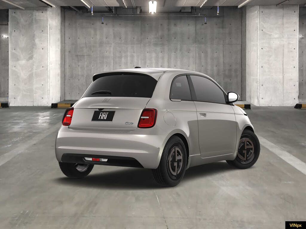 2025 FIAT 500e Giorgio Armani FWD