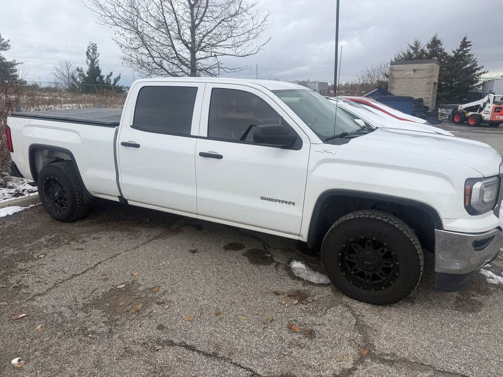 2018 GMC Sierra 1500 SLE Crew Cab 4WD