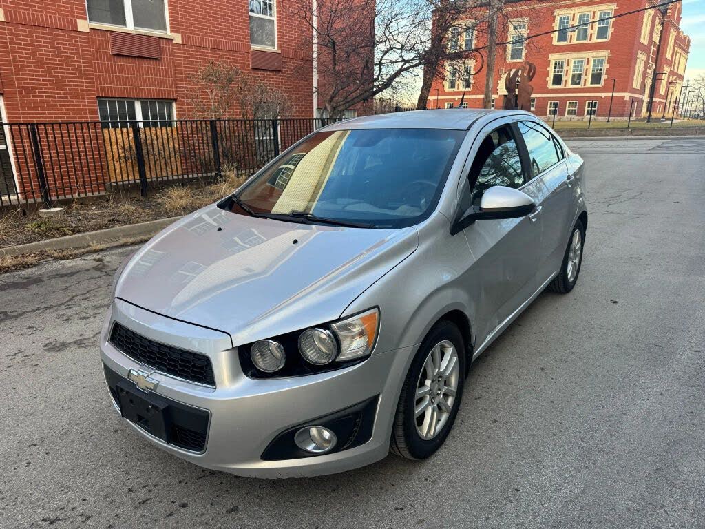 2012 Chevrolet Sonic 2LT Sedan FWD