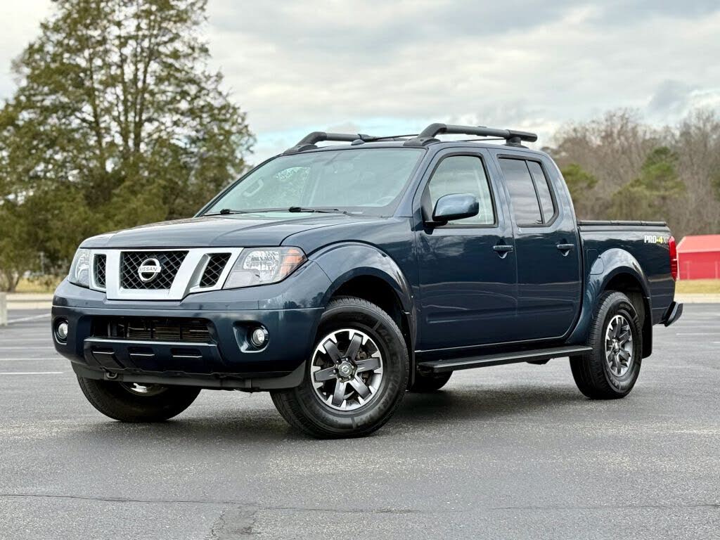 2015 Nissan Frontier PRO-4X Crew Cab 4WD